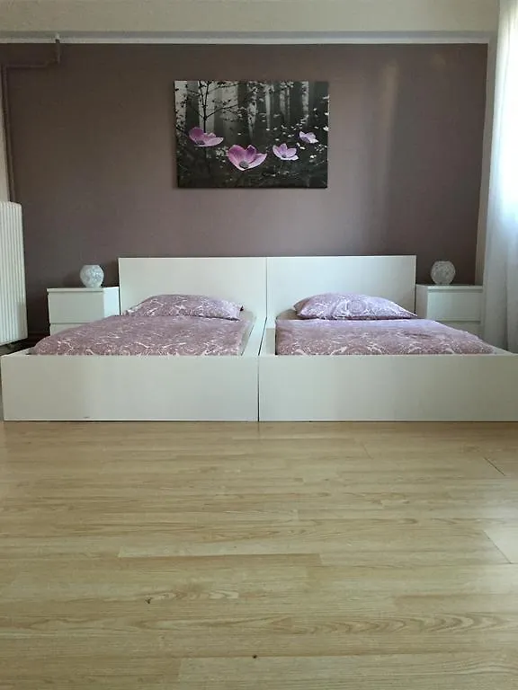 Ela Apartments Berlin 0*,